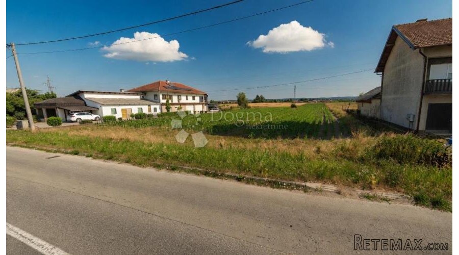 GRAĐEVINSKO ZEMLJIŠTE NOVOSELEC - 1940 m² - 2