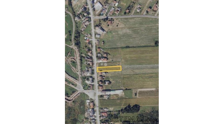 GRAĐEVINSKO ZEMLJIŠTE NOVOSELEC - 1830 m² - 3