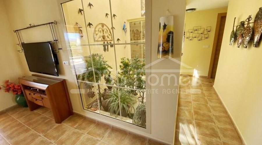 NEW & EXCLUSIVE TO VOSS HOMES - A stunning, recently.. - 11