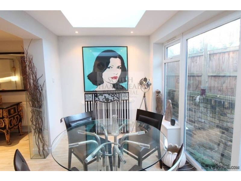 17 Fairhazel Gardens - 2