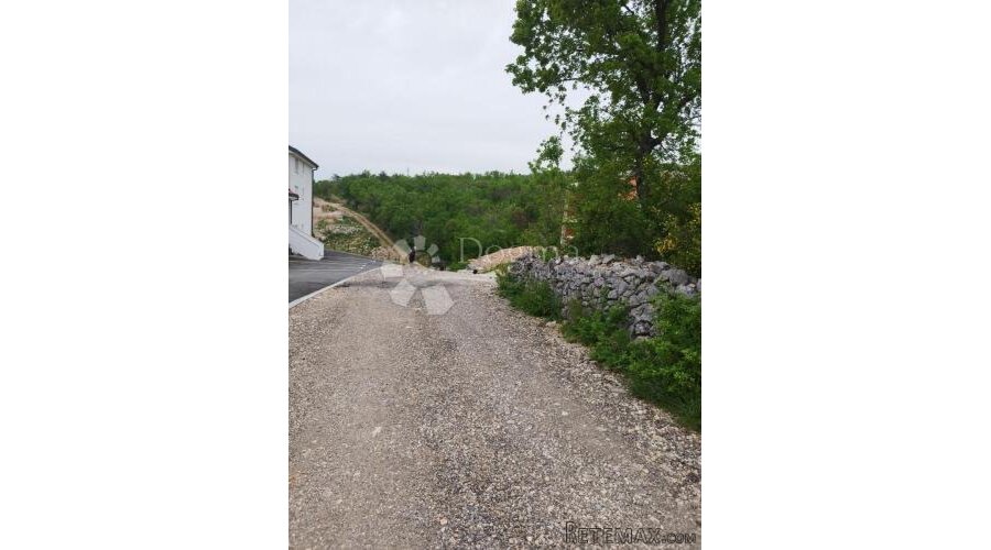 GRAĐEVINSKO ZEMLJIŠTE U CRIKVENICI SA GRAĐEVINSKOM DOZVOLOM - 3