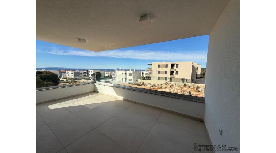 NOVOGRADNJA APARTMAN S POGLEDOM NA MORE PLAŽA BABE