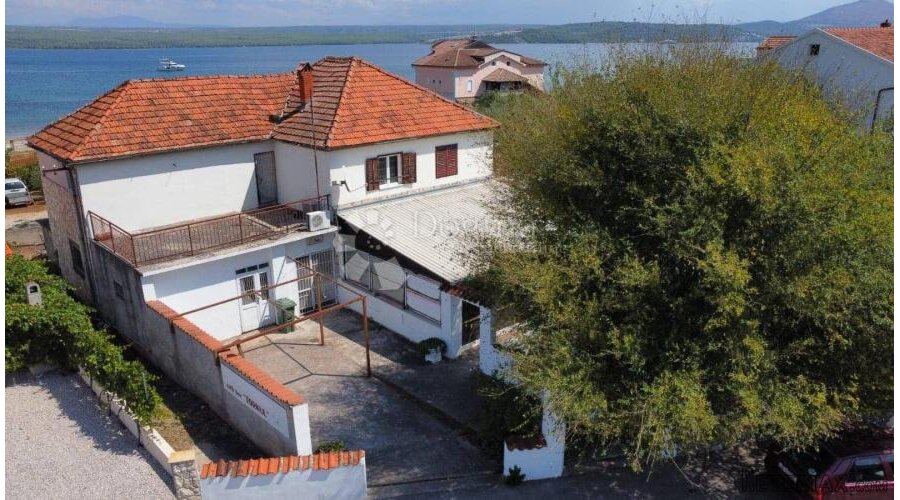 Poslovni prostor 50 m od mora