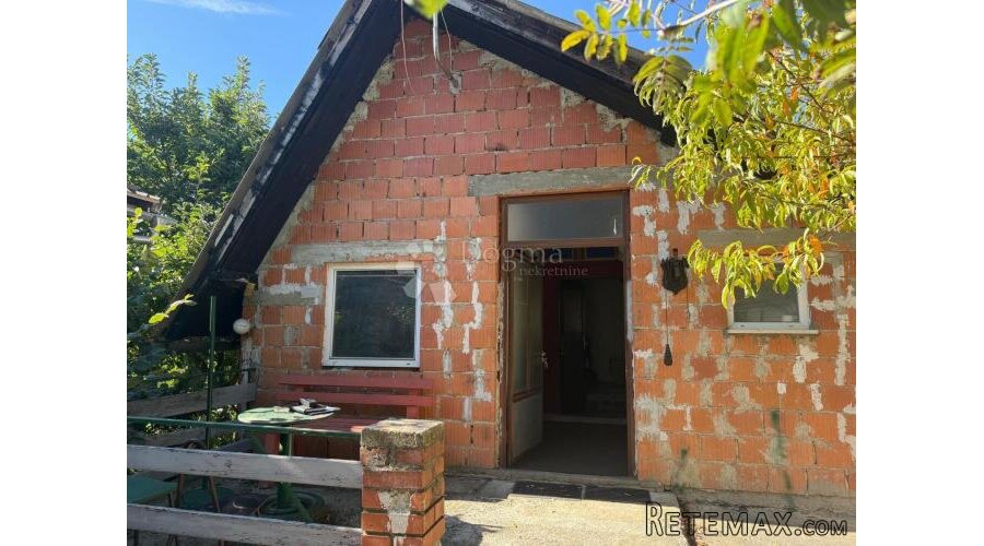 VIKENDICA S POTENCIJALOM U ZELENOJ OAZI