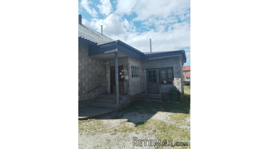 Kuća u Karlovcu na prodaju - mir u blizini grada - 3