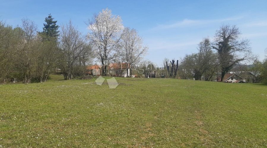 Građevinski teren, šuma i pašnjak na jezeru Sabljaci, Ogulin - 3
