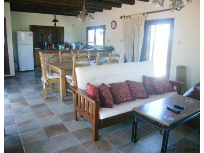 3 Bedroom House - For Rent -.. - 2