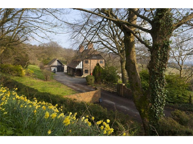 4 Bedroom Detached House