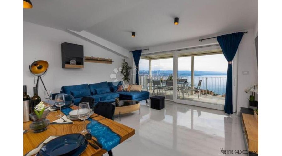 OPATIJA, 85m2, POGLED, BAZEN, PARKING