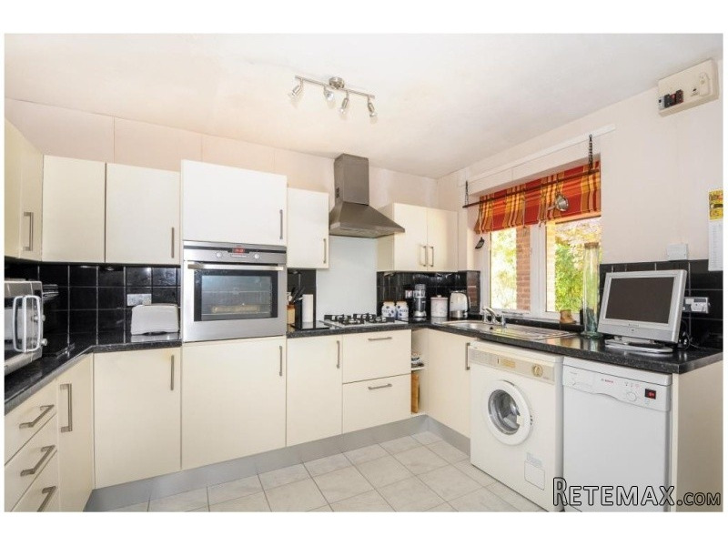 2 Bedroom House To Rent