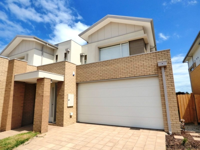 Charming 4 Bedroom Home Overlooking the..