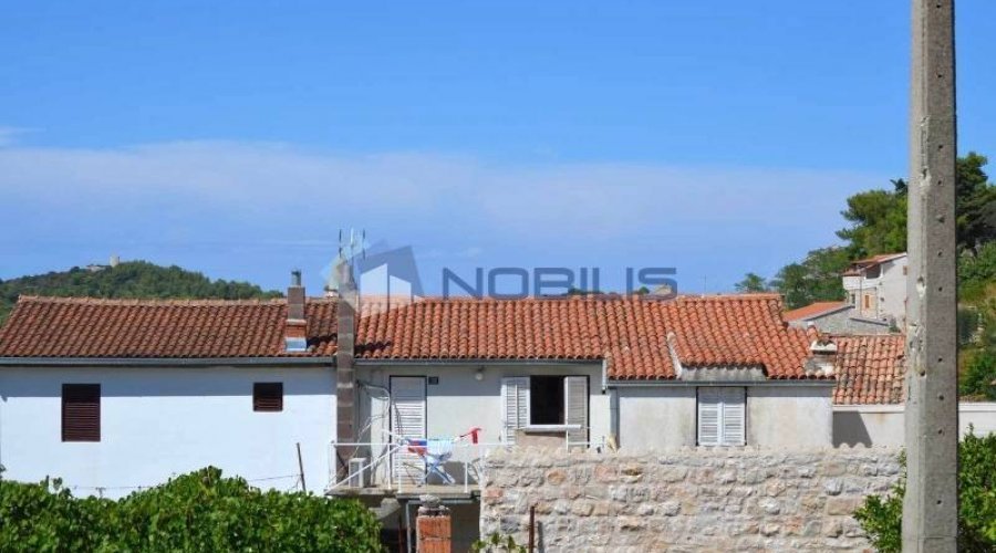 Vis - Kut, kuća 158 m2 s 139 m2 vrta - 12