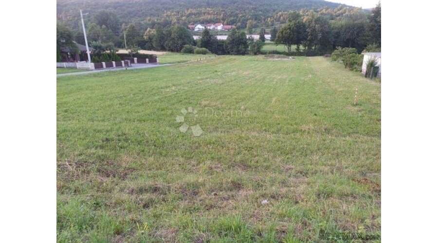 GRAĐEVINSKO ZEMLJIŠTE NA SAMOJ OBALI RIJEKE DOBRE - 3