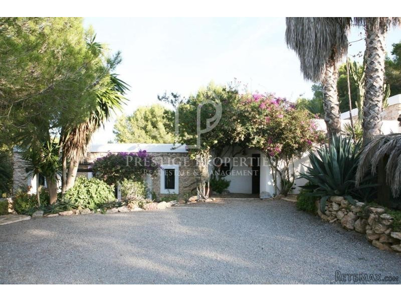 Renovated finca on the east coast of..
