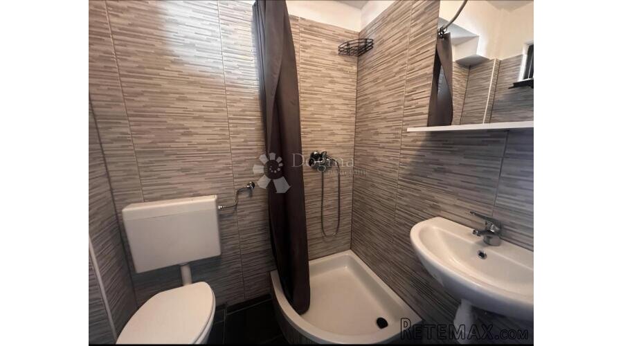 Apartmanska kuća sa zatvorenim bazenom, Nemira, Omiš - 3