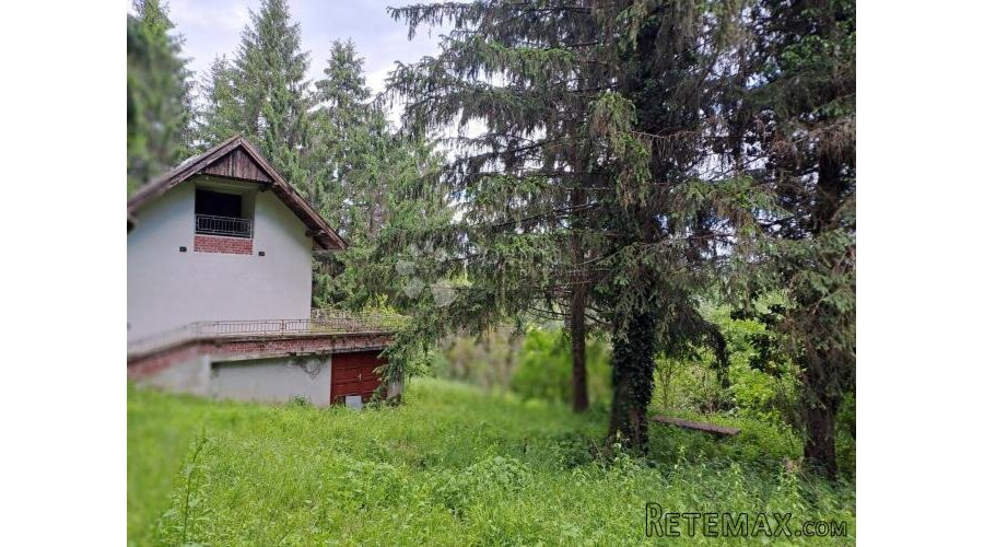 Vikendica bez susjeda, bunar - 2