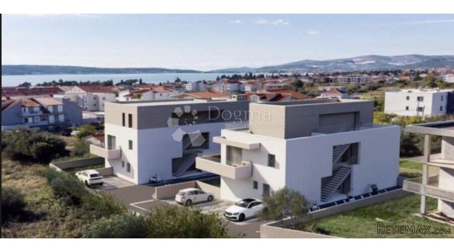 KAŠTEL KAMBELOVAC-JEDNOSOBNI STAN - 2