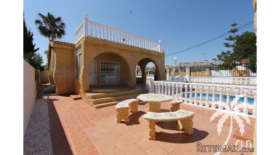 RESERVED!! Very well maintained villa in Torrevieja with.. - 3