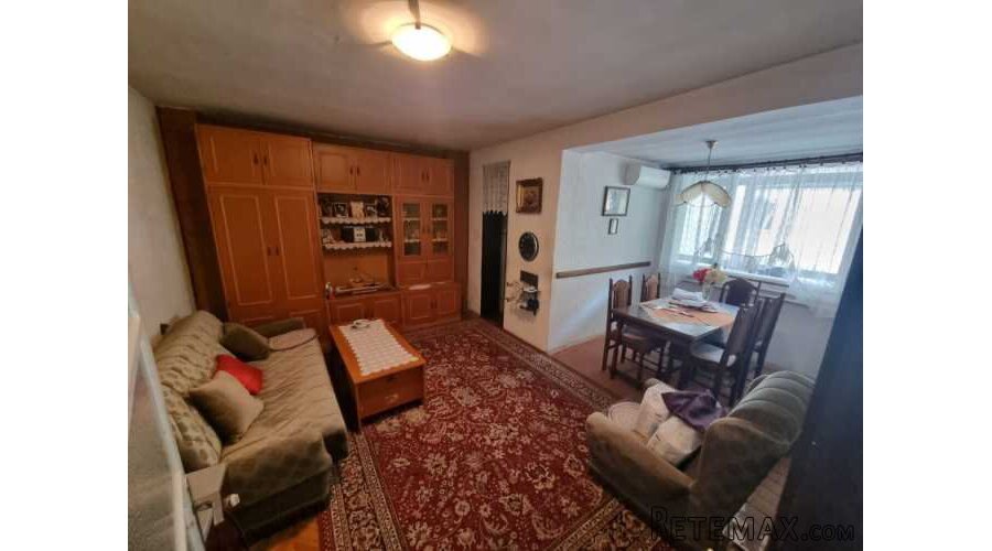 Kuca i pomocni objekti 220m2,plac 11ari - 4