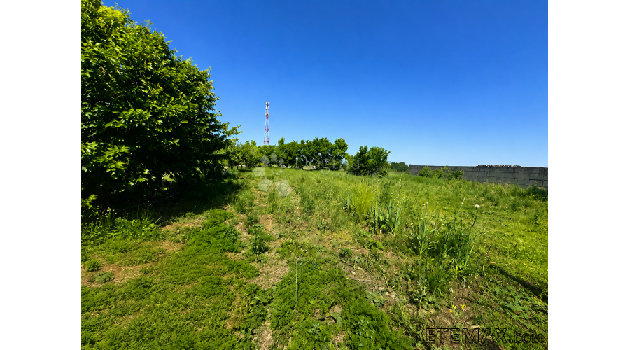 ORANICA 2.315 m² – SATNICA ĐAKOVAČKA - 2
