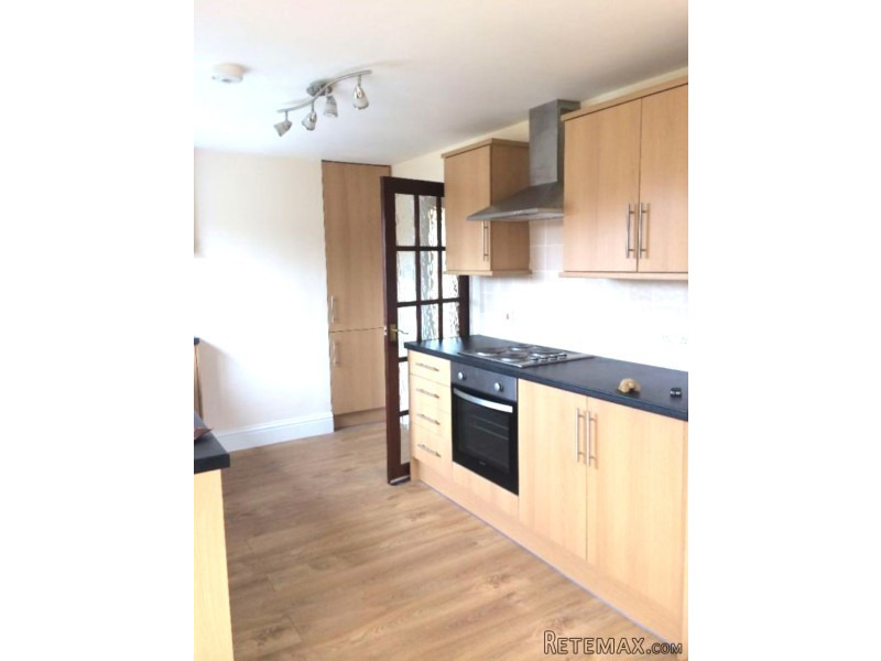 3bed,Tristram Rd, Ducklington, Witney - 2