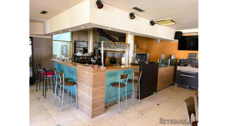 Prostrana poslovna zgrada - idealna za restoran, trgovinu i - 3