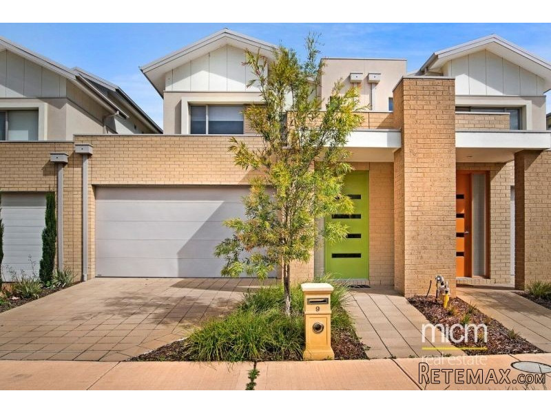 Charming 3 Bedroom Home Overlooking the..