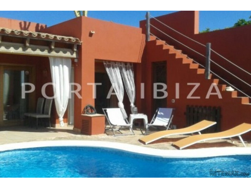 Nice terraced house in Cala Moli with..