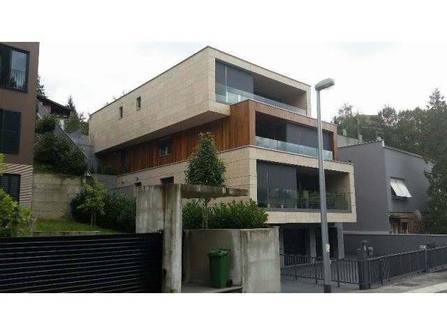 2 bedroom Apartment For Sale: Zagreb..
