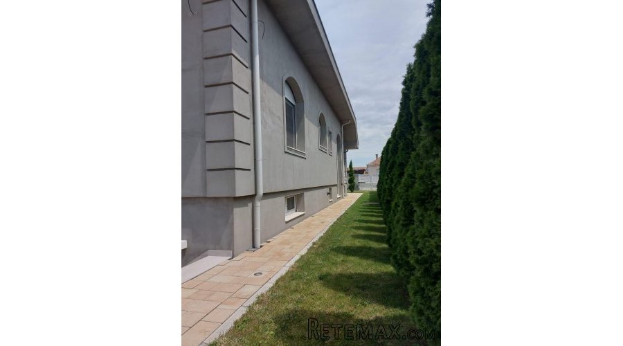 Nova LUX kuca,centar Indjije,top lokacija - 11