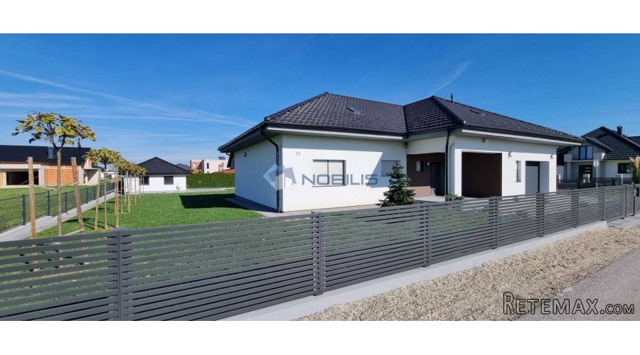 Varaždin, Hrašćica, 280 m2 , 2120 m2 okućnice, 2 garaže - 11