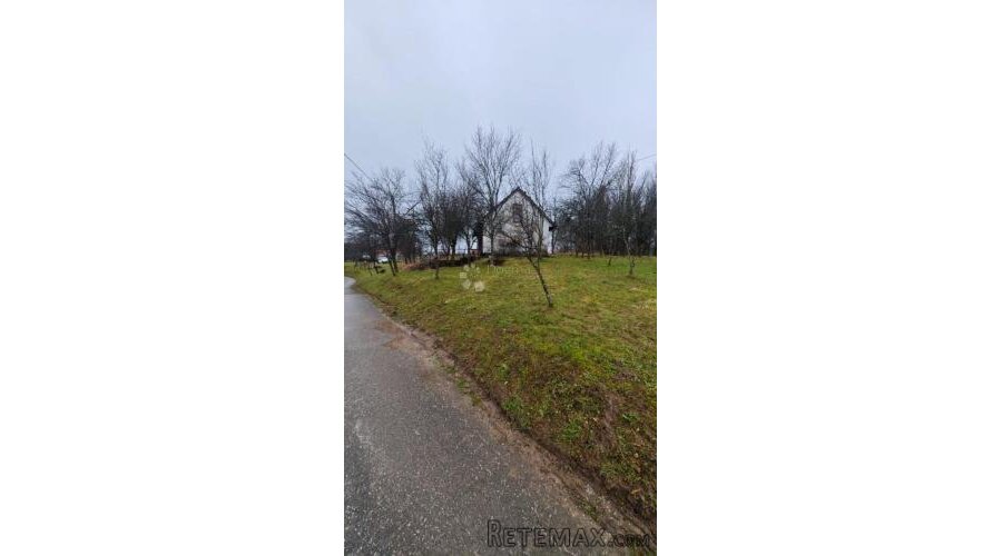 Građevinsko zemljište u centru Generalskog Stola - mirna lok - 2
