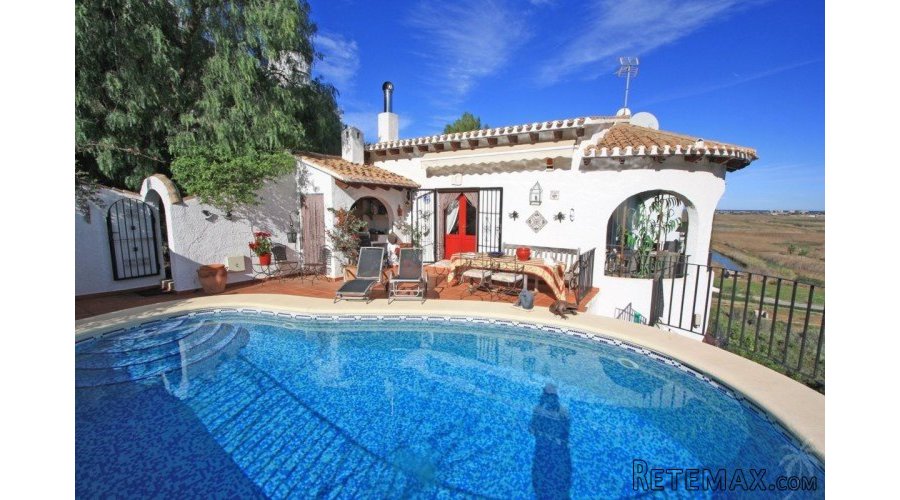 Well priced villa for sale with views to the mountain and.. - 3