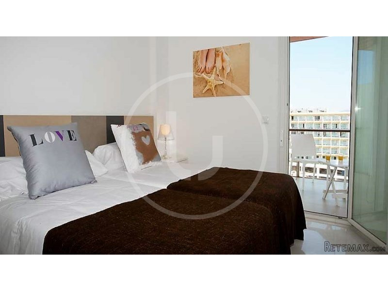 Duplex 4th floor frontline