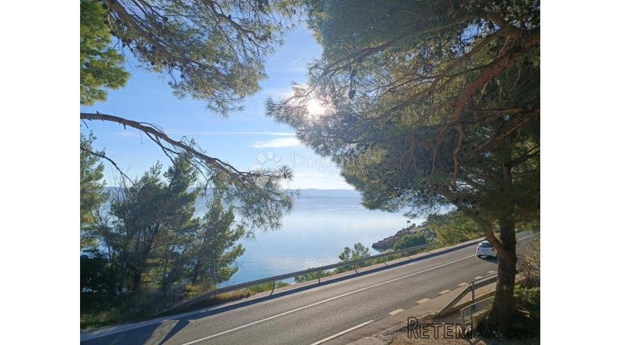 GRAĐEVNO TURISTIČKO ZEMLJIŠTE - 2