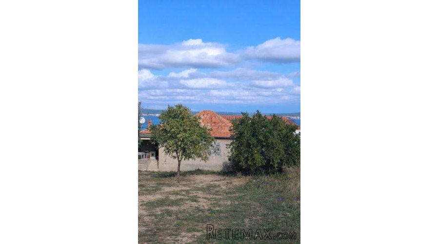 Kuća za renovaciju 70m od mora - Pašman (Banj)