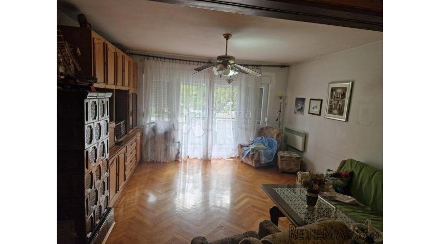 TROGIR - STAN U PRIZEMLJU S DVIJE SPAVAĆE SOBE - 2