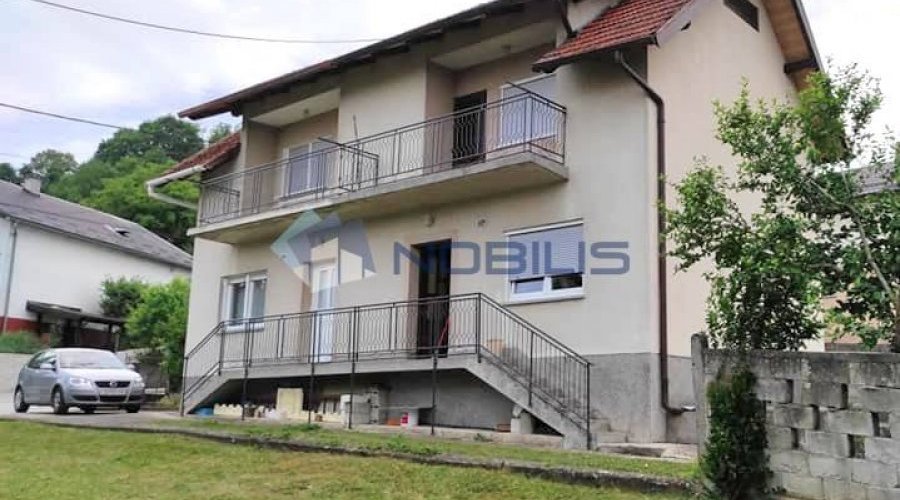 Zagreb (Sveta Nedelja), kuća 83 m2 i velika okućnica