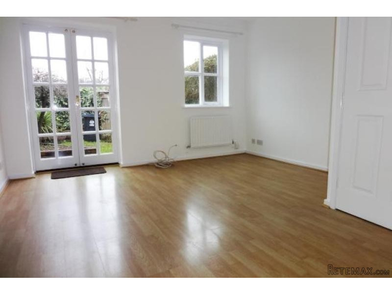 2 bed terraced house to rent - 2