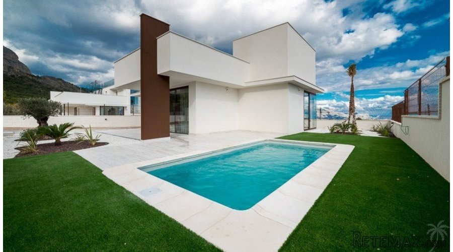 Modern new built villa..