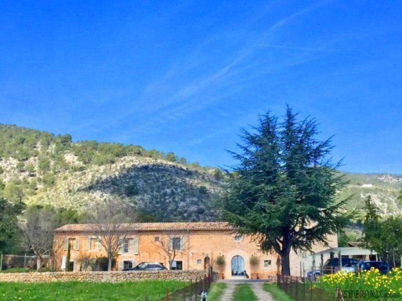 Authentic Stone House In A Stunning.. - 2