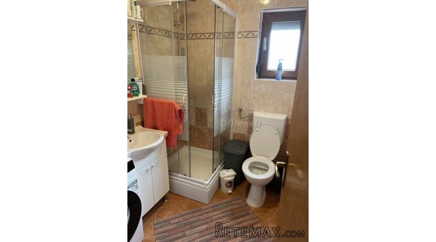 Apartman s prekrasnom okućnicom!! Malinska-okolica - 11