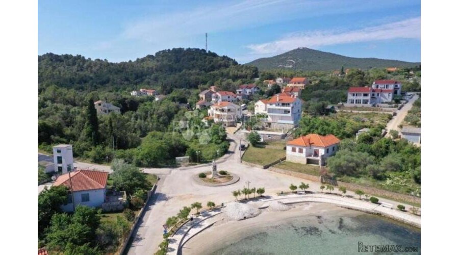 ODLIČNA PRILIKA ZA IZNAJMLJIVANJE I MIRAN ŽIVOT!!!