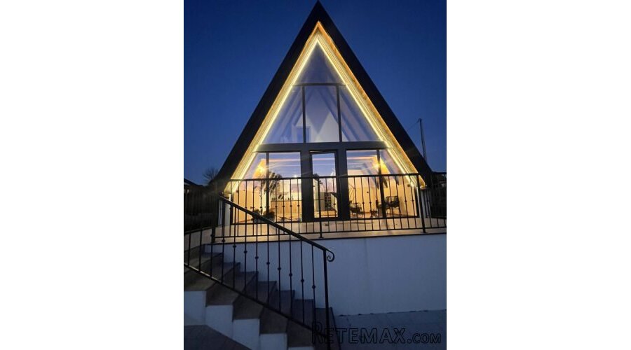 Na prodaju 2 A-Frame kuce sa bazenima - 18