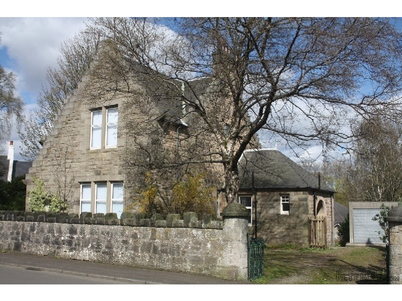 4 Bedrooms - Detached - For Rent - 2