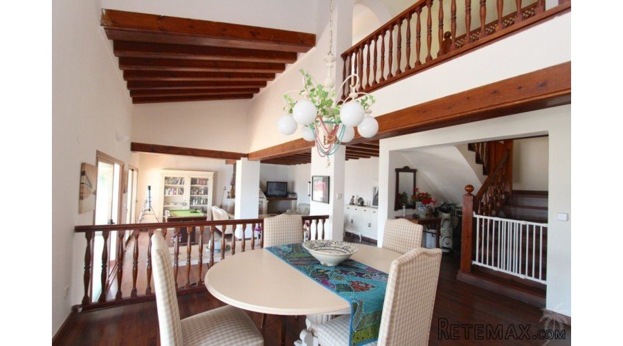 Mediterranean style villa of 300 m2, on two floors, on a.. - 7