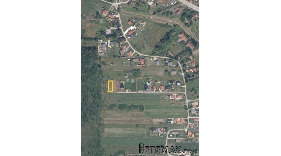 GRAĐEVINSKO ZEMLJIŠTE LEKENIK - 484 m² - 2