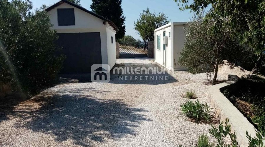 Karlobag, samostojeća kuća 1. red do mora s bazenom i g.. - 3