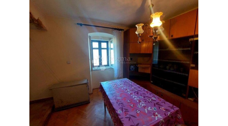 KUĆA SA OKUĆNICOM I POGLEDOM NA MORE - 3