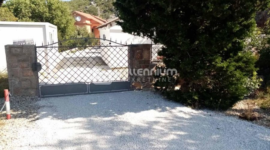 Karlobag, samostojeća kuća 1. red do mora s bazenom i g.. - 4